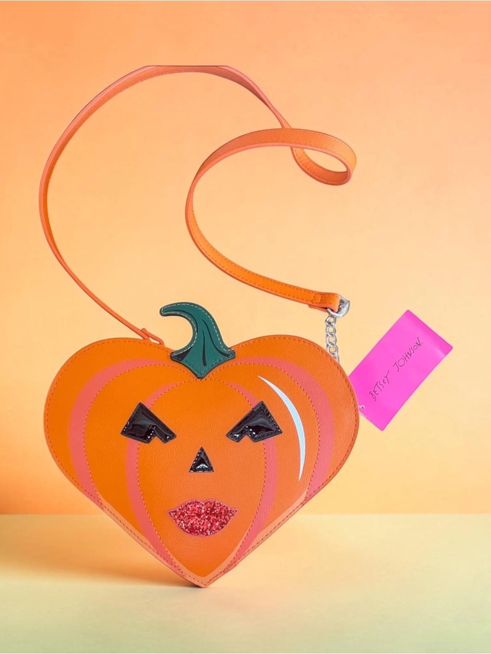 Betsey Johnson NWT Heart Shaped jack o lantern Red Glitter Lips Halloween Bag - Picture 2 of 11